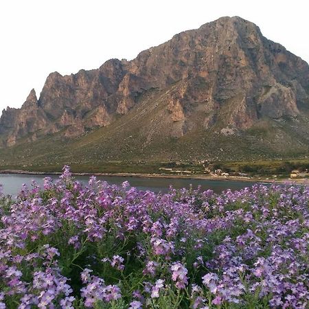 La Ninfea Bed and Breakfast Valderice Esterno foto