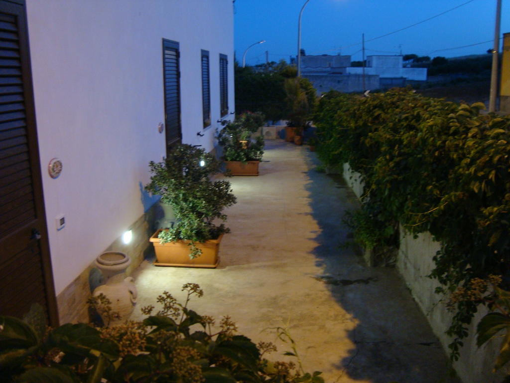 La Ninfea Bed and Breakfast Valderice Esterno foto
