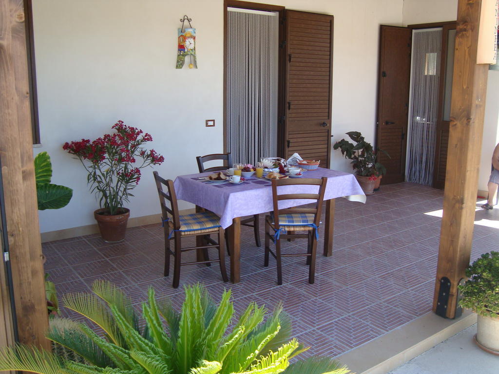 La Ninfea Bed and Breakfast Valderice Esterno foto