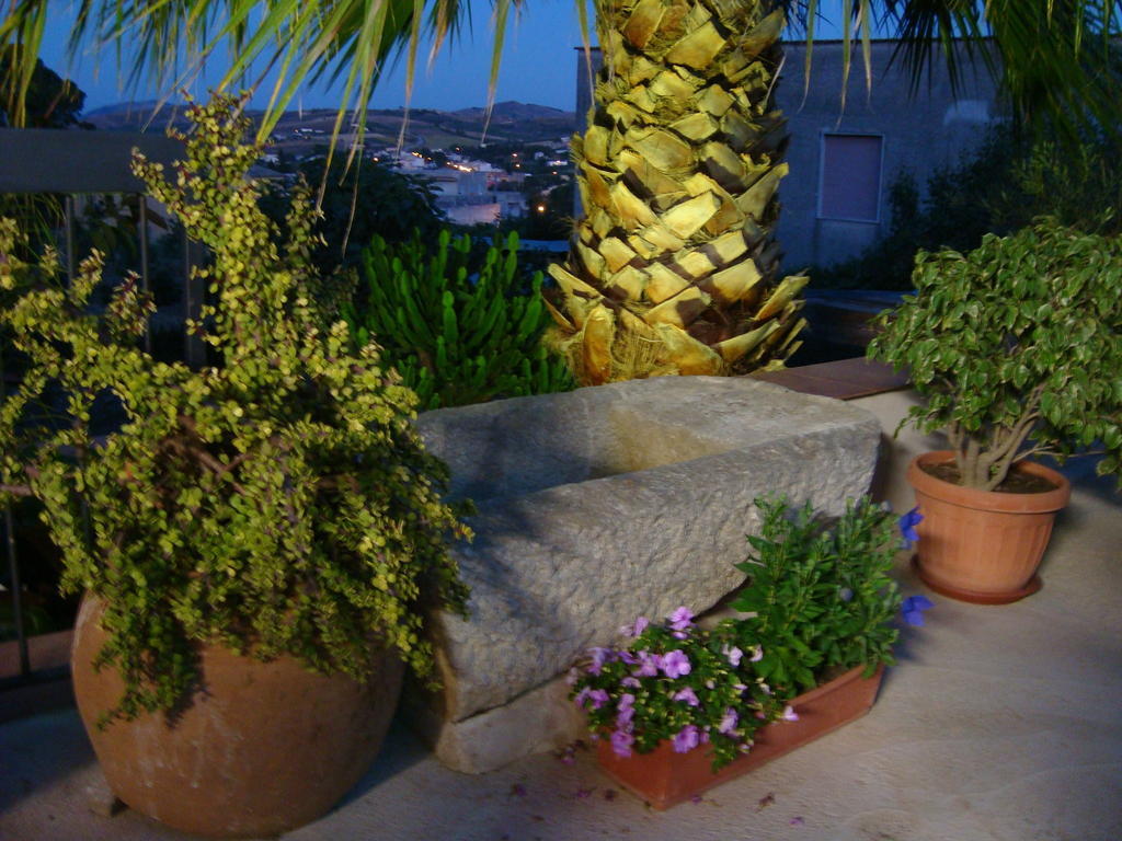 La Ninfea Bed and Breakfast Valderice Esterno foto
